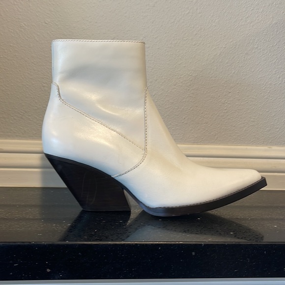 ZARA LEATHER COWBOY ANKLE BOOTS - Picture 2 of 8